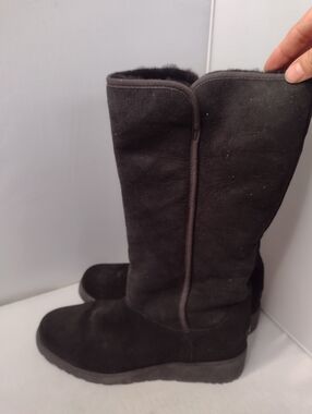 UGG Women's Kara Classic Tall Slim Black Boots 10 Wedge Suede A6
